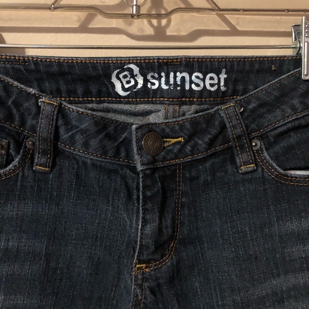 ⭐️ Bullhead Straight Jeans - Picture 2 of 5